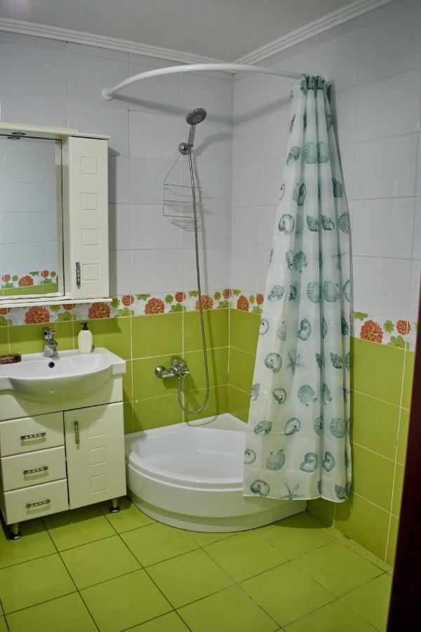 Vacation Home Lubov Kamjanyi Potoki Kültér fotó